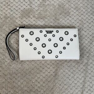Victoria’s Secret White Eyelet Ring Wallet